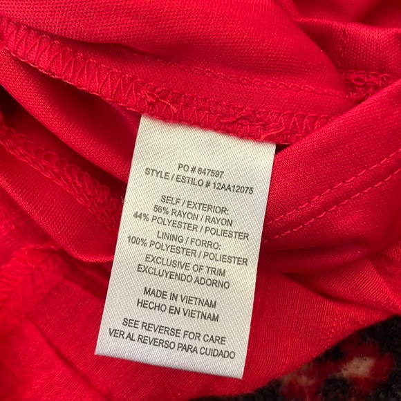 Halo Strapless Embroidered Dress - Picture 11 of 12